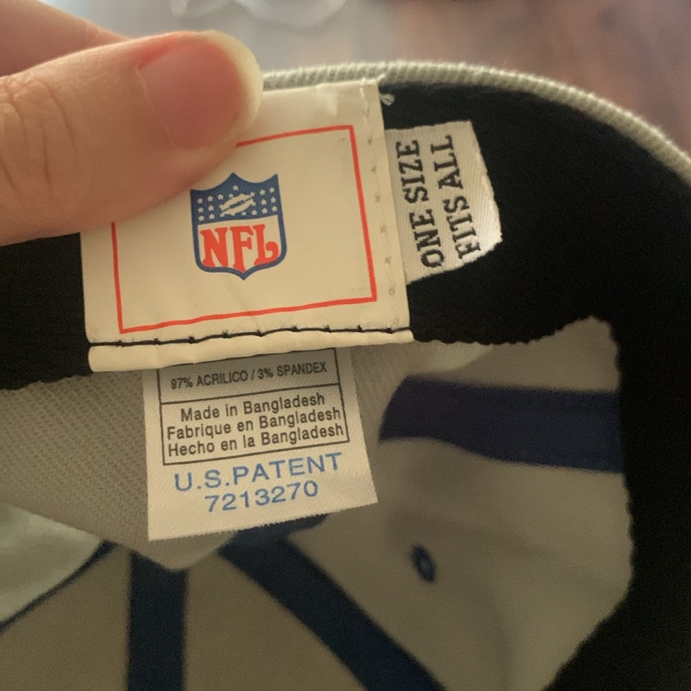 NFL Colts hat - Picture 4 of 5